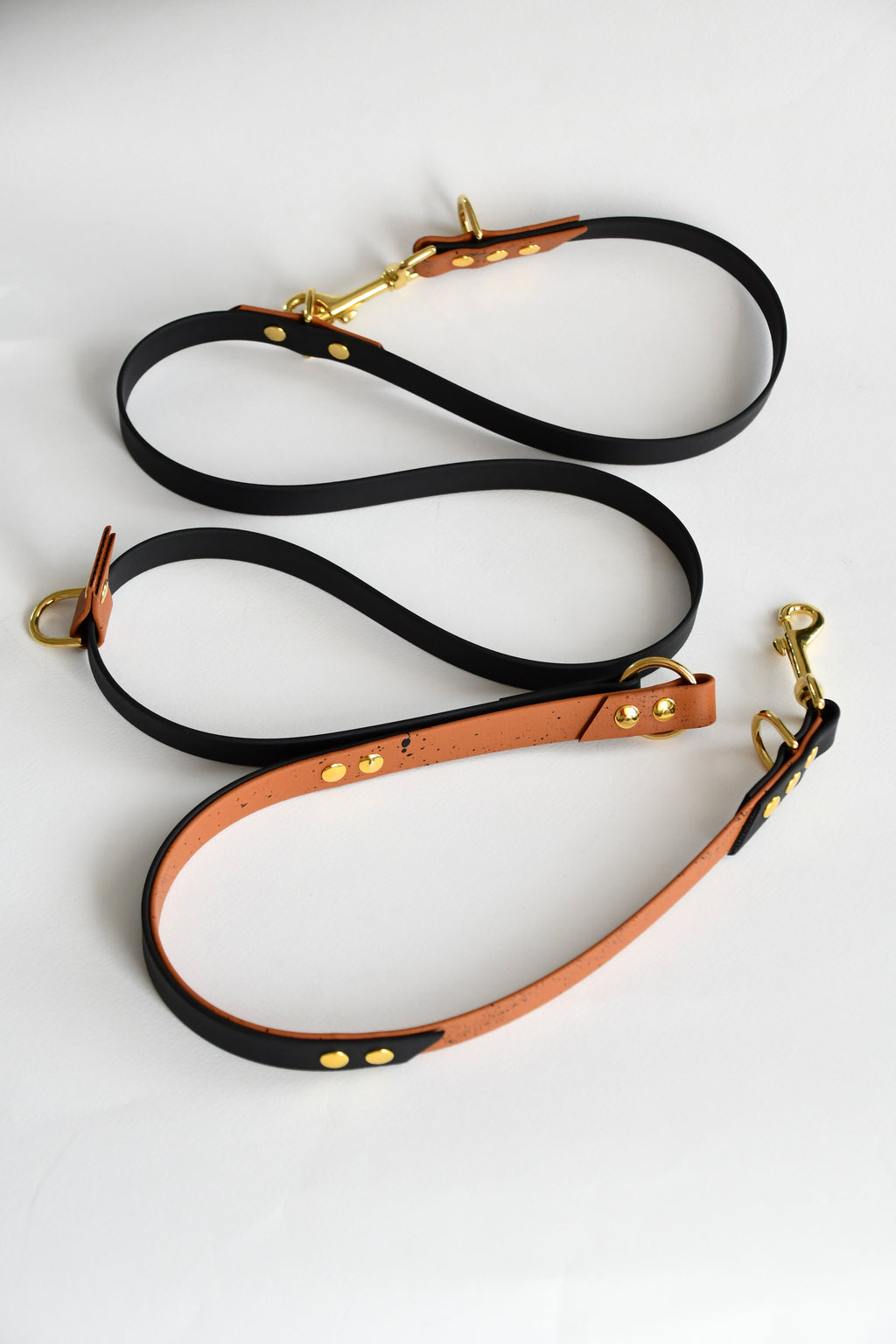 PURE ELEGANCE FERI DUST biothane multi leash