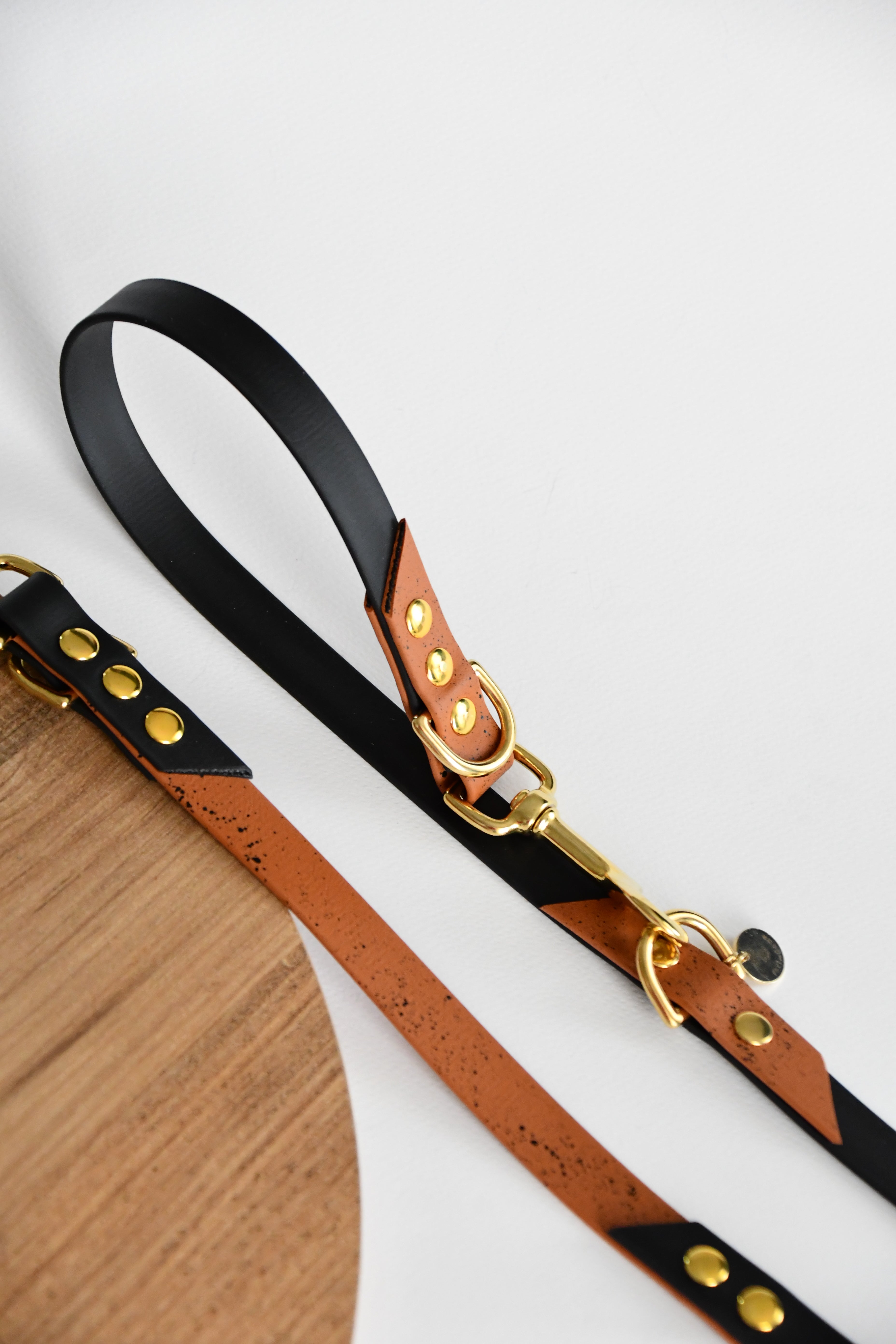 PURE ELEGANCE FERI DUST biothane multi leash