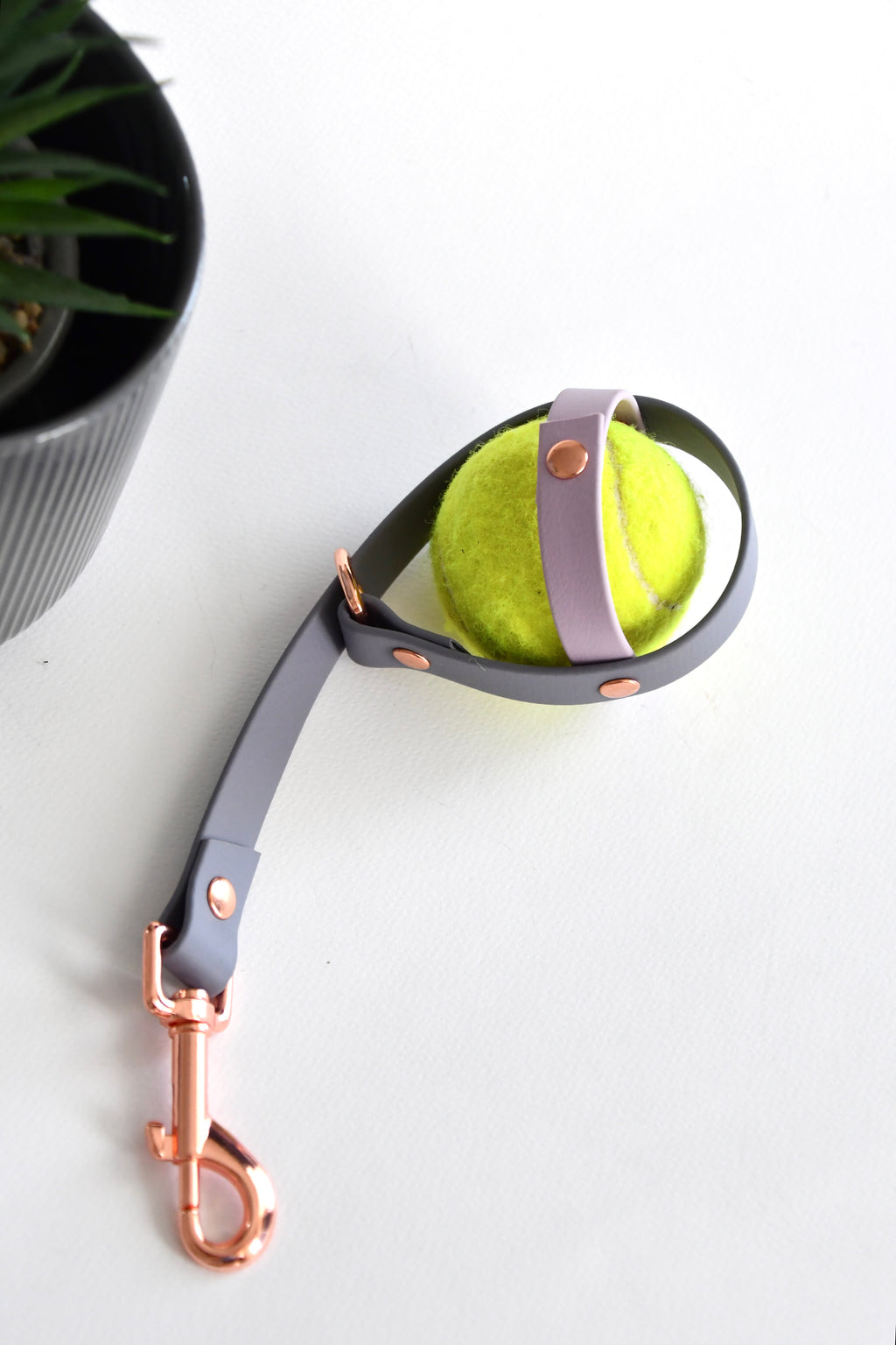 SET SLIP LEAD & BALL HOLDER grey and lilac biothane