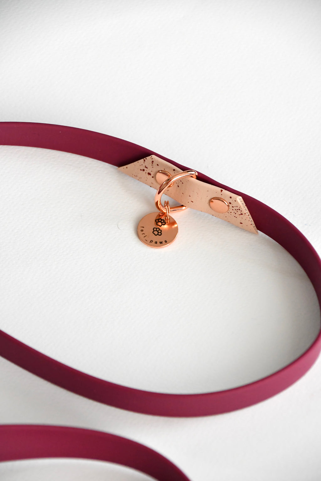 WINE FERI DUST biothane multi leash