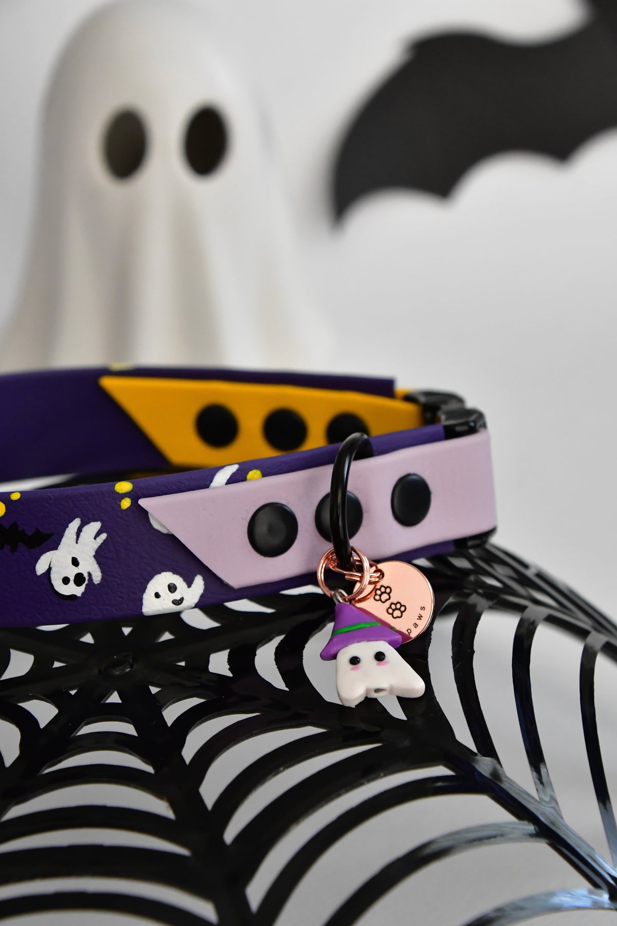 SORRY BUT BOO collar
